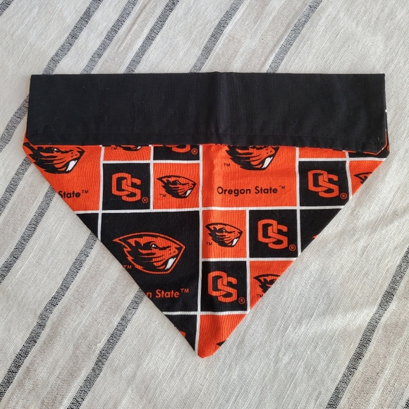 Brand new. Oregon State Beavers pet bandana - Picture 1 of 2